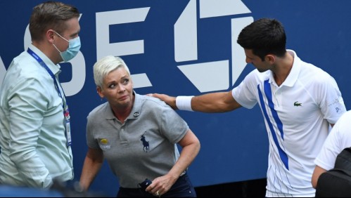 Novak Djokovic es descalificado del US Open por lanzar un pelotazo contra una jueza de línea