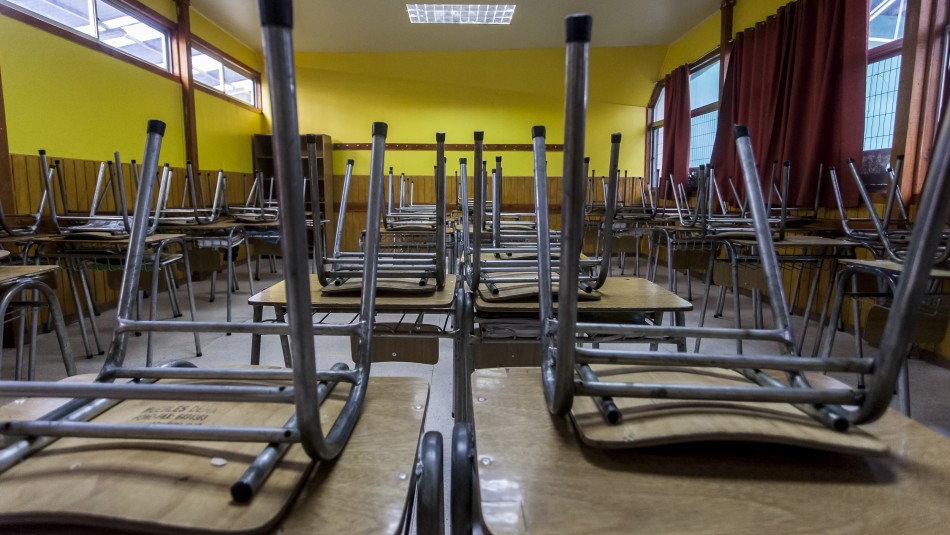 Coronavirus: 51% de apoderados aprueba regreso a clases sólo si hay vacuna o sin casos activos Coronavirus: 51% de apoderados aprueba regreso a clases sólo si hay vacuna o sin casos activos