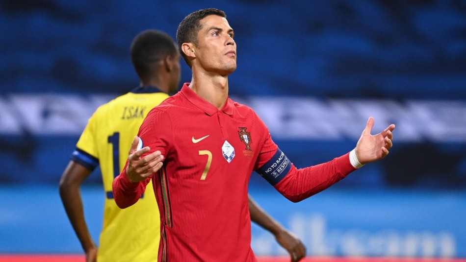 Cristiano Ronaldo marca su gol número 100 con Portugal Cristiano Ronaldo marca su gol número 100 con Portugal