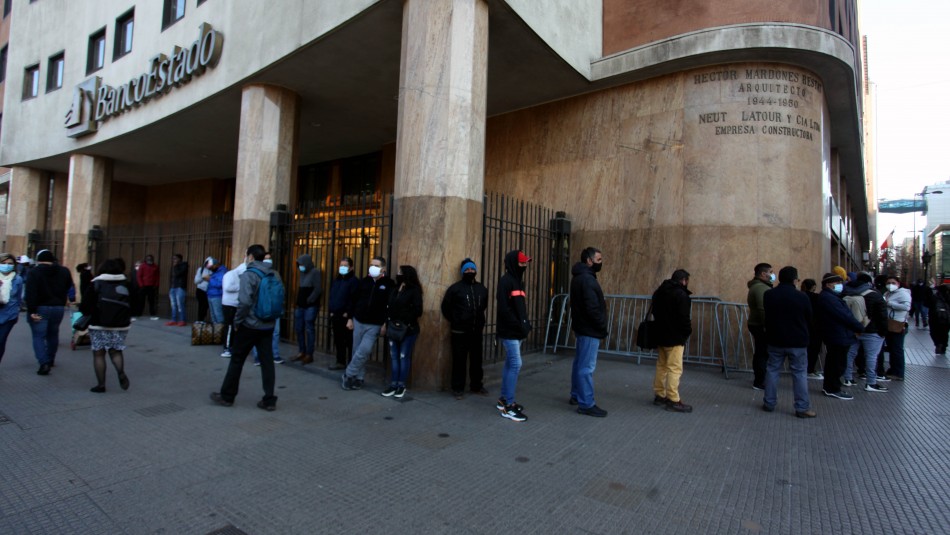 BancoEStado Largas filas en BancoEstado.