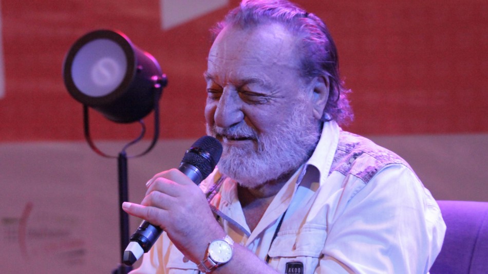 Patricio Manns Patricio Manns y su esposa están internados tras complicaciones de salud