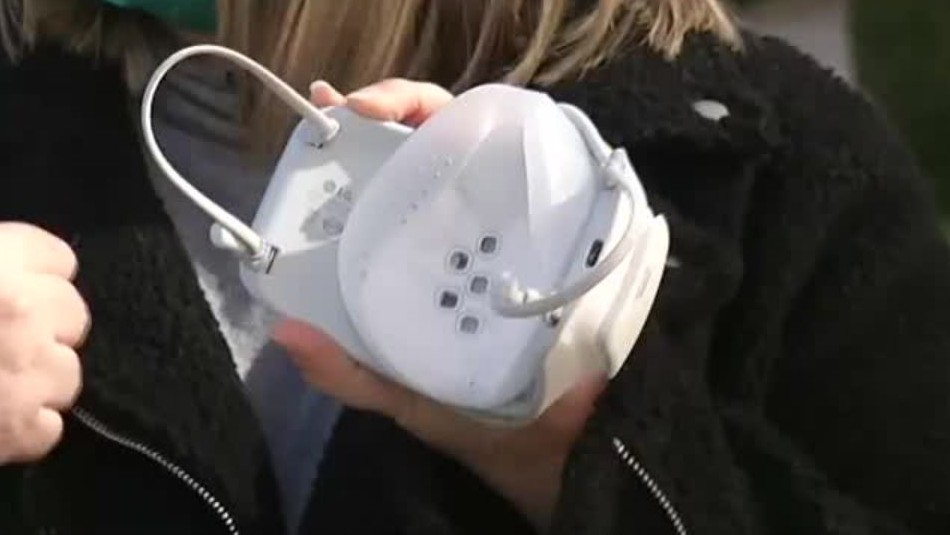 Mascarilla con ventilación automática y luces ultravioleta llega a Chile Mascarilla con ventilación automática y luces ultravioleta llega a Chile