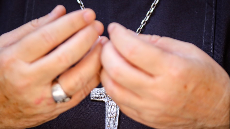 Iglesia suspende de por vida a presbítero Germán Cáceres por abusos sexuales Iglesia suspende de por vida a presbítero Germán Cáceres por abusos sexuales