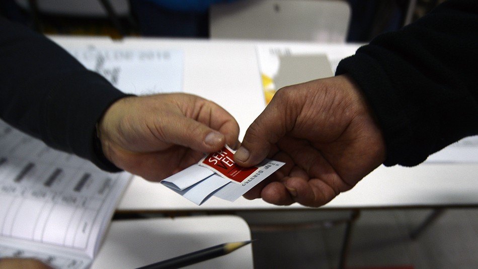 Servel ofrece trabajo para el Plebiscito por $71 mil: revisa aquí cómo postular Empleos Servel
