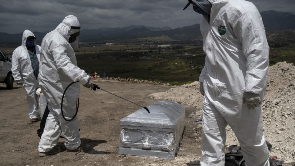Cementerio Municipal de Tijuana, México México supera los 70.000 fallecidos por coronavirus