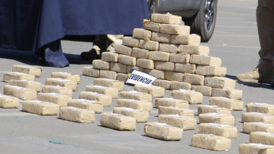 PDI incauta 590 kilos de cocaína: Líder de banda narcotraficante operaba desde la cárcel PDI incauta 590 kilos de cocaína: Líder de banda narcotraficante operaba desde la cárcel