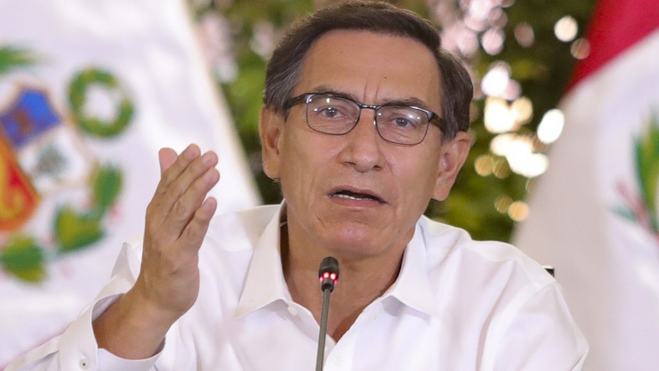 Martín Vizcarra Presidente peruano Martín Vizcarra se disculpa y acusa conspiración para destituirlo