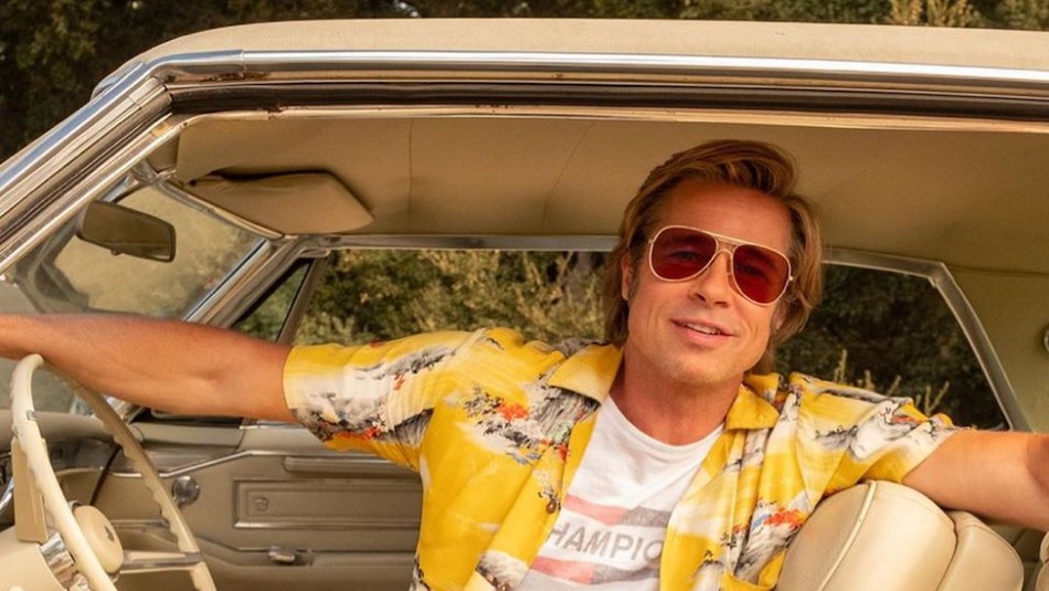 Brad Pitt reaparece de cabello largo, barba y canas junto a Jennifer Aniston Brad Pitt reaparece de cabello largo, barba y canas junto a Jennifer Aniston