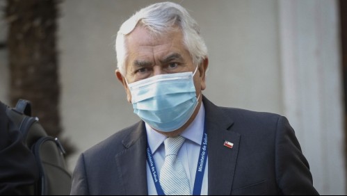 Fiscalía recurre a la Corte Suprema para que Paris entregue documentos por muertes en pandemia