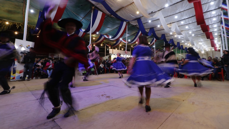 Referencial Zapateo digital: Estas son las fondas virtuales donde podrás celebrar las Fiestas Patrias 2020