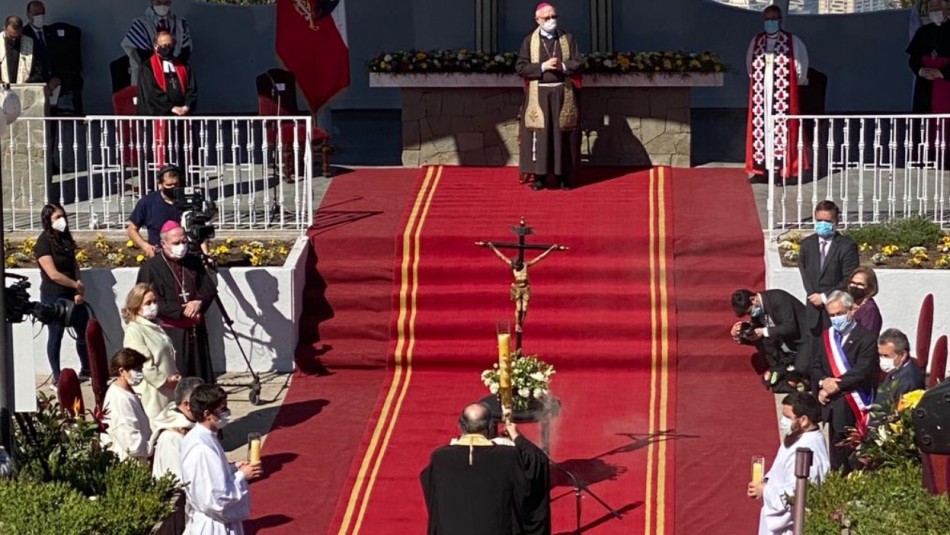 Presidente Piñera participó del Te Deum Ecuménico en el cerro San Cristóbal Presidente Piñera participó del Te Deum Ecuménico en el cerro San Cristóbal
