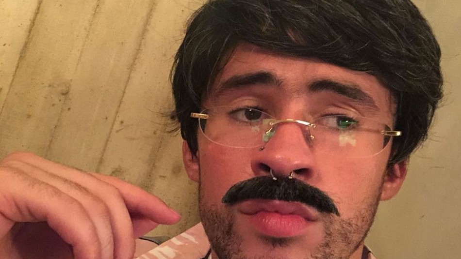 El nuevo look de Bad Bunny: Hace un concierto virtual con casi 1.5 millones de espectadores El nuevo look de Bad Bunny: Hace un concierto virtual con casi 1.5 millones de espectadores