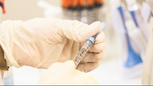 La verdad tras 'segundo caso' de un efecto adverso de la vacuna contra el coronavirus de Oxford