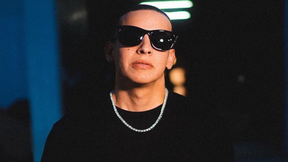 Fans de Daddy Yankee intrigados por su Fans de Daddy Yankee intrigados por su