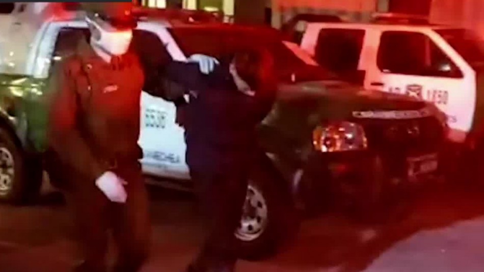 Detienen a sujetos que asaltaron y amenazaron de muerte a 15 personas en una hora y media Detienen a sujetos que asaltaron y amenazaron de muerte a 15 personas en una hora y media
