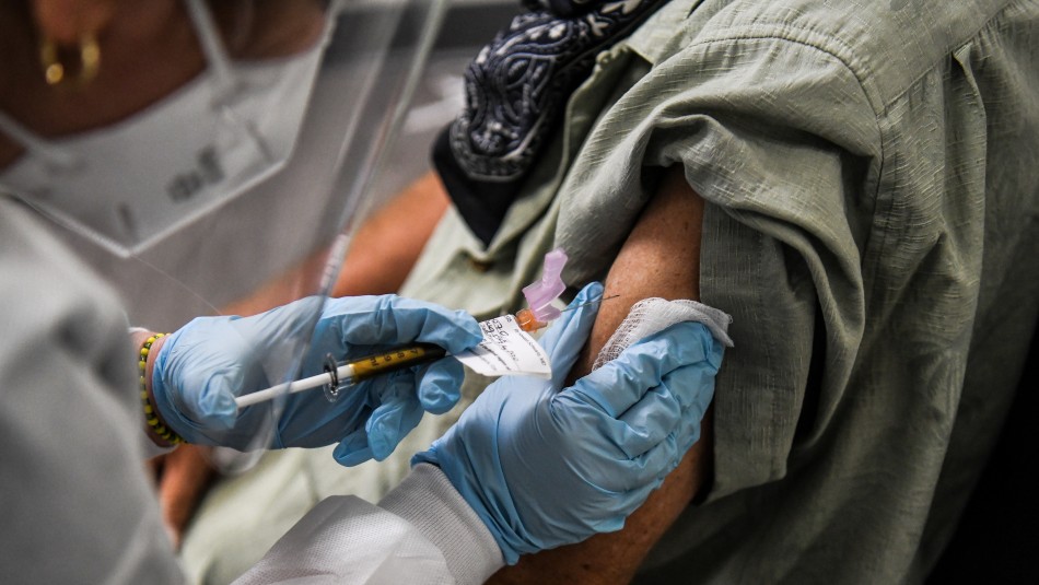 Vacuna contra coronavirus muestra prometedores resultados en adultos mayores Vacuna contra coronavirus muestra prometedores resultados en adultos mayores