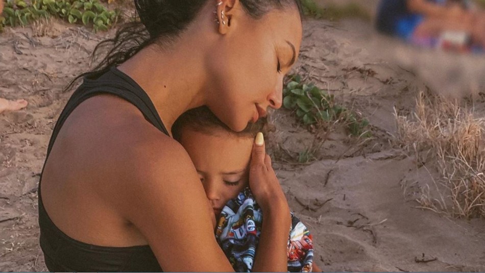 Expareja de Naya Rivera revela que hijo de la actriz pregunta cómo visitarla en el cielo Expareja de Naya Rivera revela que hijo de la actriz pregunta cómo visitarla en el cielo
