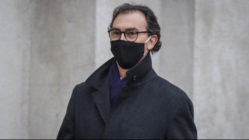 Ministro de Educación responde a Colegio de Profesores y descarta 'papelón' por clases en Pirque