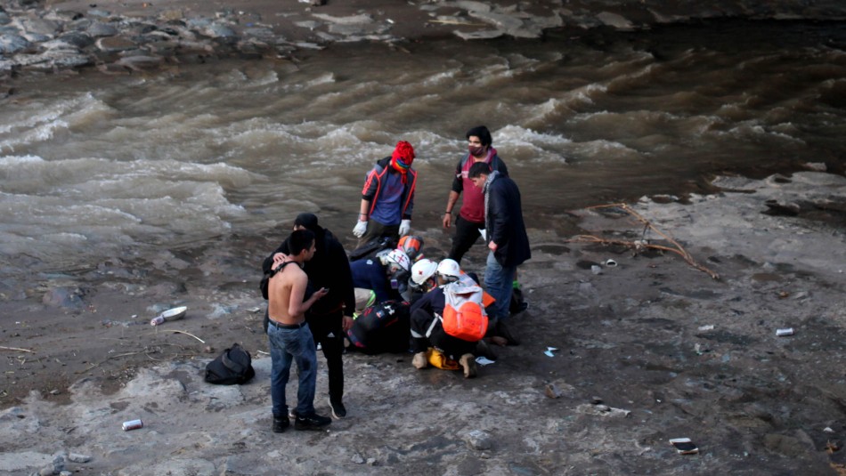 Caída de joven al Mapocho: ONU pide investigar responsabilidad de mandos a cargo de la operación Caída de joven al Mapocho: ONU pide investigar responsabilidad de mandos a cargo de la operación