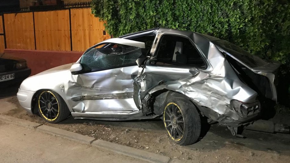 Asaltante protagoniza accidente de tránsito que afectó a dos adultos y un niño Asaltante protagoniza accidente de tránsito que afectó a dos adultos y un niño