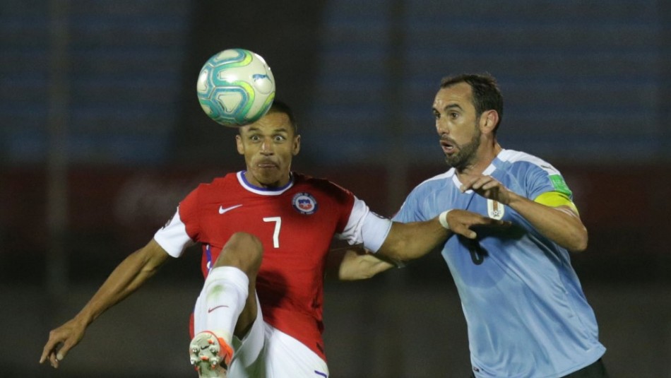 Eliminatorias Prensa de Uruguay destacó agónico triunfo ante Chile.