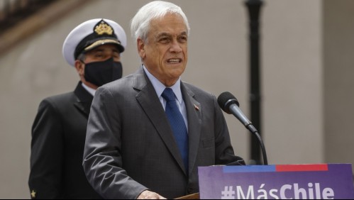 Piñera anuncia que Chile reclamará territorio submarino entre Rapa Nui y el continente