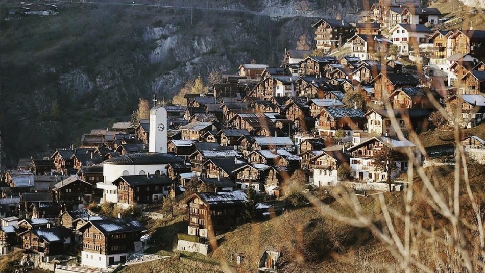 Recibirán 70 mil euros: Estas son las condiciones para quienes quieran mudarse a pueblo en Suiza Recibirán 70 mil euros: Estas son las condiciones para quienes quieran mudarse a pueblo en Suiza
