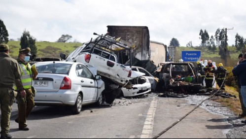 Confirman identidad de fallecidos en accidente en Victoria: Son dos carabineros en retiro