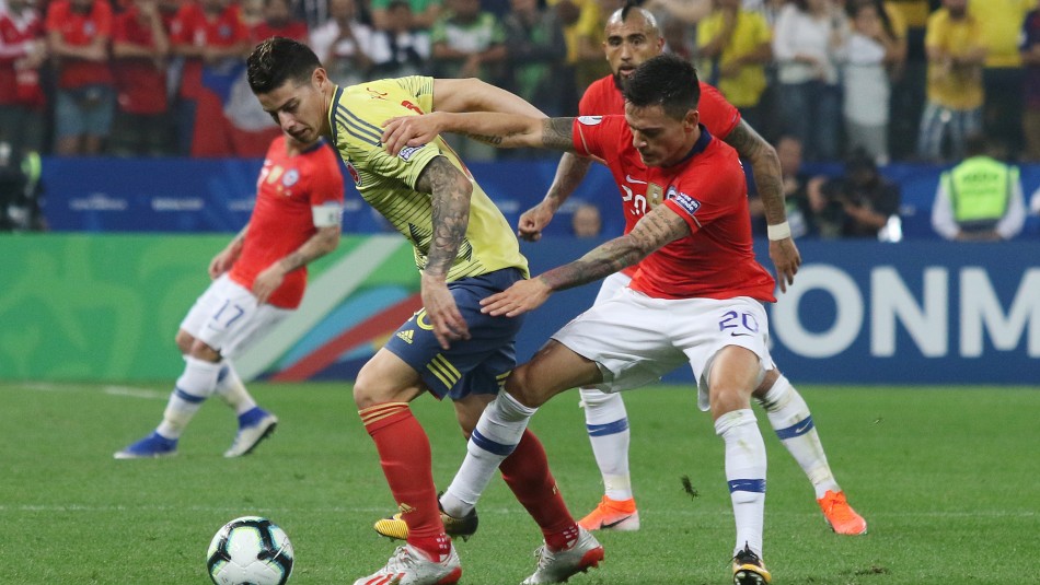 Eliminatorias Sudamericanas La Roja choca ante Colombia por Eliminatorias.