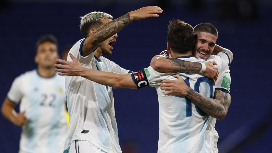 Eliminatorias Argentina celebró en casa.