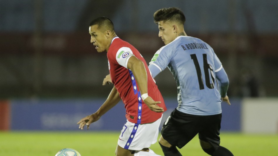 penal uruguay chile ANFP pedirá audios del VAR por penal no cobrado a Chile ante Uruguay