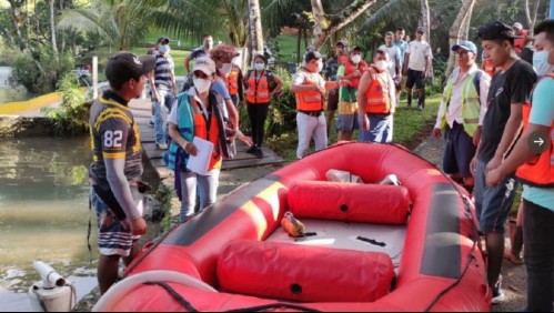 Periodista muere al caer a un río mientras intentaba tomarse una foto