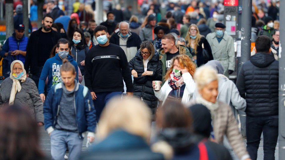 Imagen referencial OMS rechaza opción de dejar circular libremente al coronavirus para lograr inmunidad colectiva