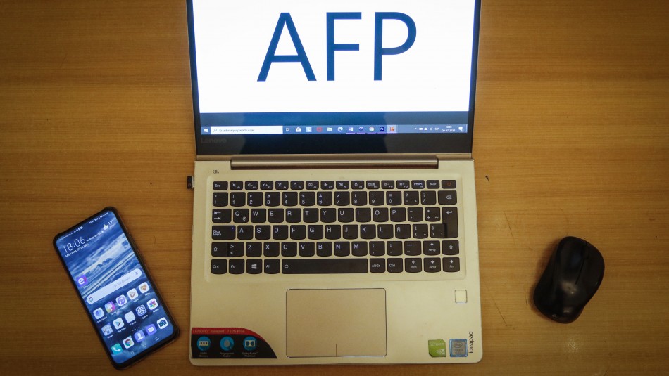 Segundo retiro de fondos de AFP: Buscan fusionar proyectos en el Congreso Segundo retiro de fondos de AFP: Buscan fusionar proyectos en el Congreso
