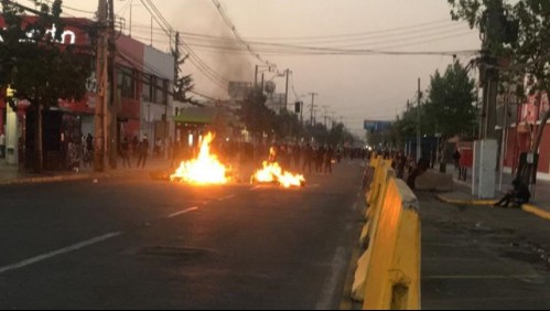 Incidentes y cierre de estaciones de Metro marcan jornada de manifestaciones en Puente Alto