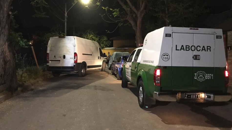 Delincuentes roban $12 millones en efectivo desde condominio en Peñalolén Delincuentes roban $12 millones en efectivo desde condominio en Peñalolén