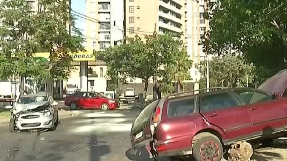 Accidente de tránsito en Santiago Accidente de tránsito deja cuatro personas lesionadas en la comuna de Santiago
