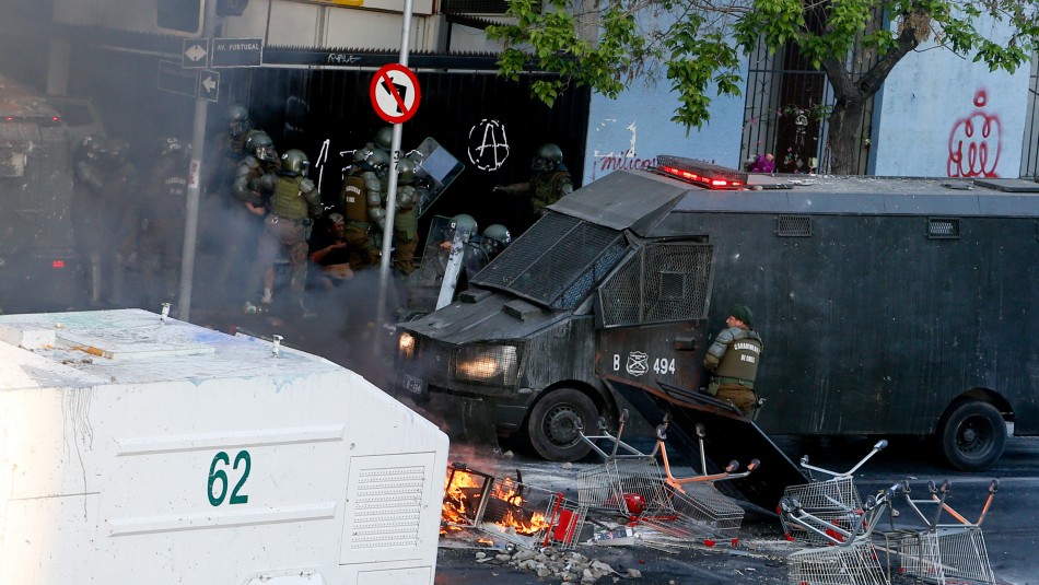 18 octubre 18-O: Carabineros explica despliegue ante cuestionamientos por escasa presencia policial