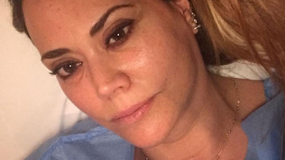 Daniella Campos fue sometida a operación para extraer tumores de su cabeza Daniella Campos fue sometida a operación para extraer tumores de su cabeza