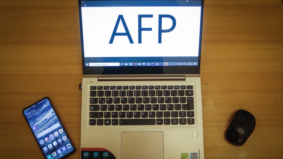 Retiro 10%: Proponen bono de $500 mil para afiliados sin saldo en su AFP y del IPS Retiro 10%: Proponen bono de $500 mil para afiliados sin saldo en su AFP y del IPS