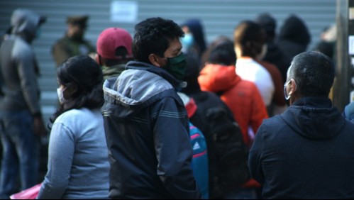 'Una quiere comer y hay que privarse': Sueldos bajarían hasta 21% en los próximos empleos