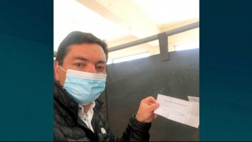 'Un error': Diputado le toma una foto a papeleta de votación y la publica en redes sociales