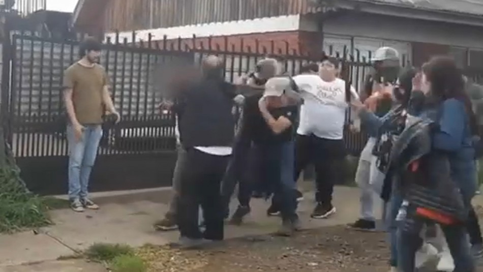 Video muestra linchamiento contra pastor evangélico acusado de abuso contra menor Video muestra linchamiento contra pastor evangélico acusado de abuso contra menor