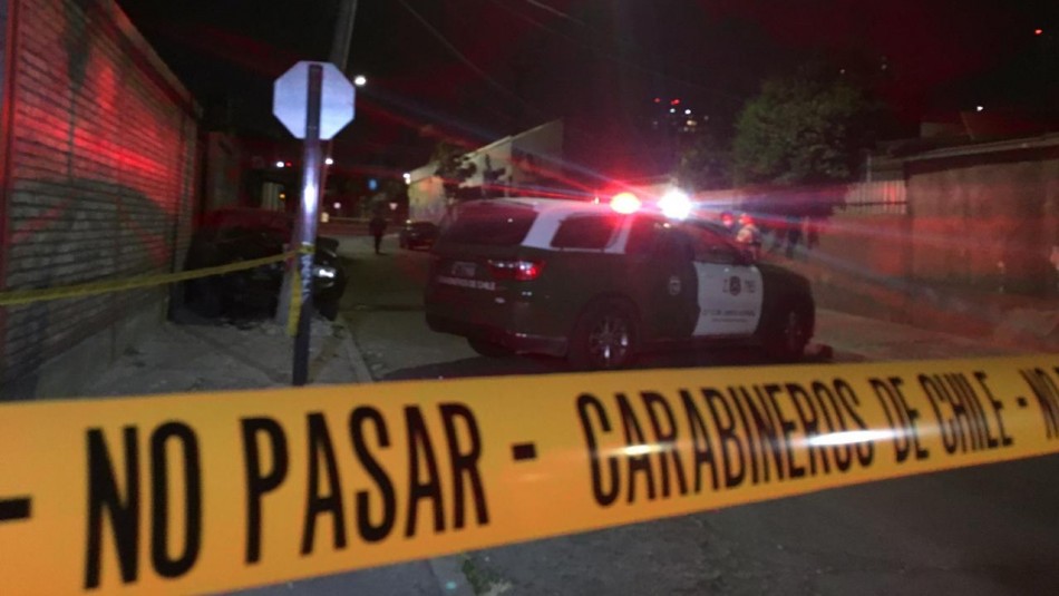Carabinero balea a presunto delincuente que intentó atropellarlo en Quinta Normal Carabinero balea a presunto delincuente que intentó atropellarlo en Quinta Normal