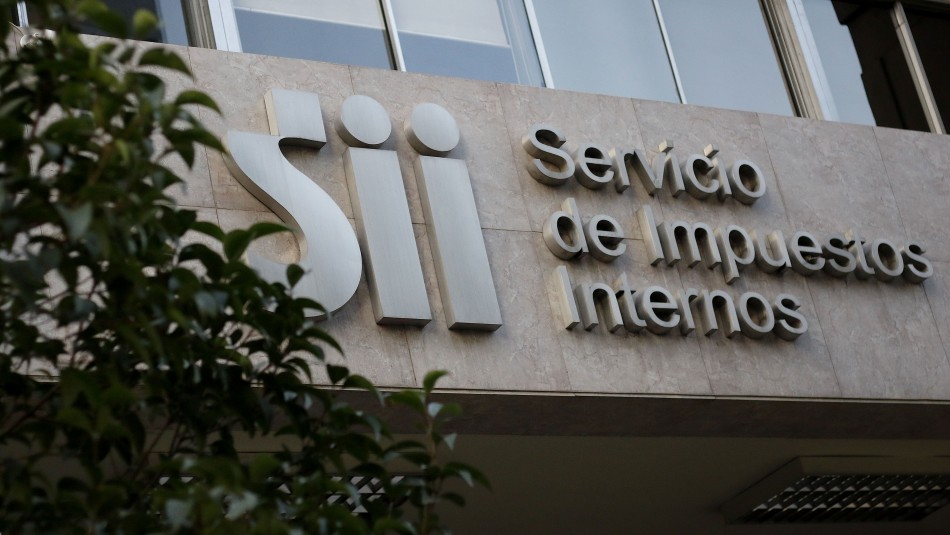 SII acepta rebaja de $1.400 en impuestos a Penta por SII acepta rebaja de $1.400 en impuestos a Penta por
