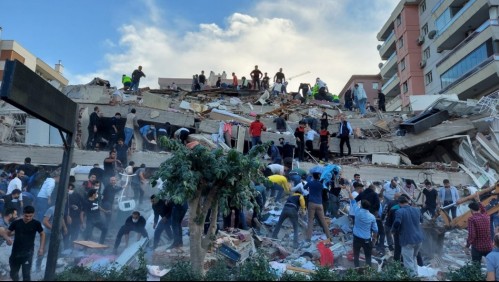 Se confirman al menos 14 muertos en Grecia y Turquía tras fuerte terremoto