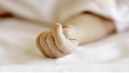 Bebé recién nacido muere tras ser ocultado en un congelador por su madre de 14 años