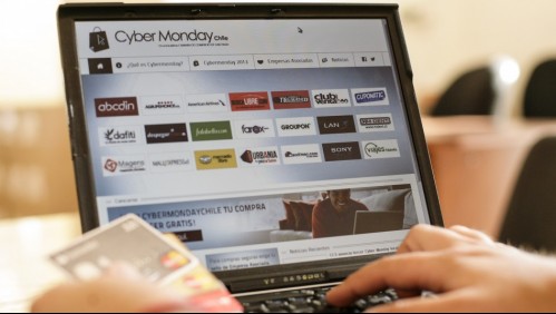 Usuarios de redes sociales acusan 'precios inflados' en Cyber Monday 2020