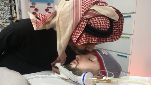 El 'príncipe durmiente' que tiene 15 años en coma mueve la mano y su tía comparte el video