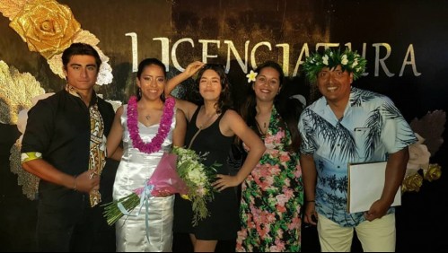 Cuartos medios de Rapa Nui son los primeros en graduarse en plena pandemia